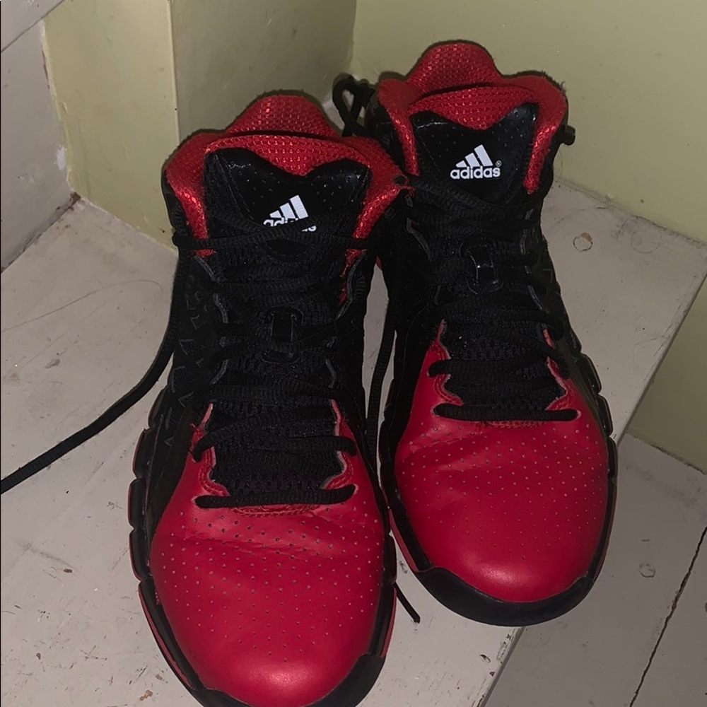 basketball shoes